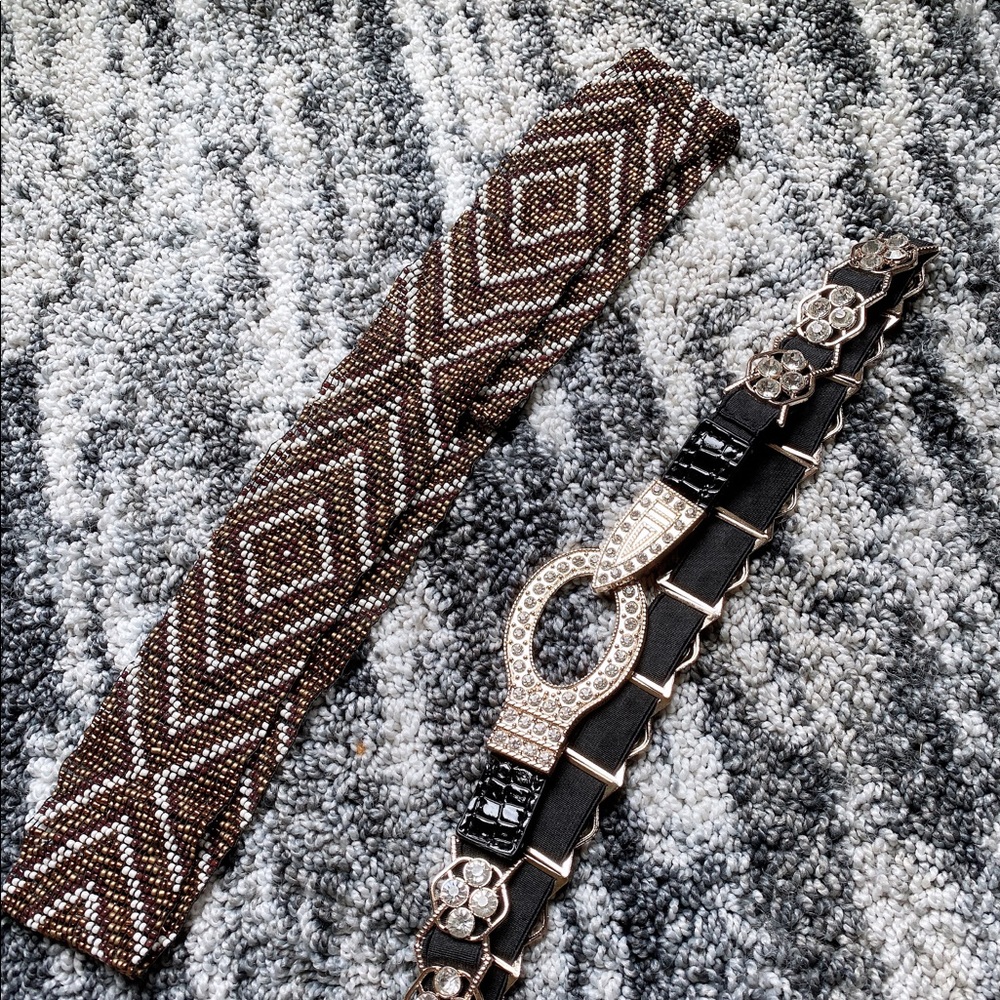 Bundle of 2 belts for 1.